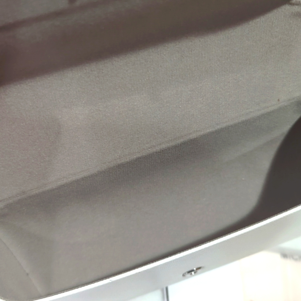 Michael Kors Sunglasses Case - Picture 4 of 8